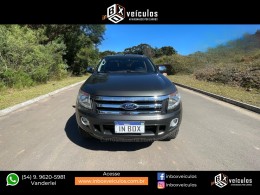 FORD - RANGER - 2013/2014 - Cinza - R$ 115.900,00