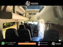 FORD - TRANSIT - 2022/2022 - Branca - R$ 267.900,00