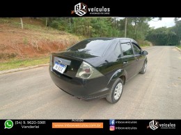 FORD - FIESTA - 2011/2012 - Preta - R$ 35.900,00