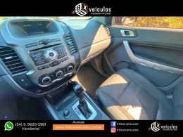FORD - RANGER - 2013/2014 - Cinza - R$ 115.900,00