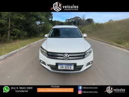 VOLKSWAGEN - TIGUAN - 2011/2012 - Branca - R$ 59.900,00