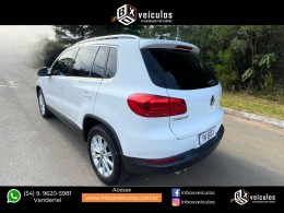 VOLKSWAGEN - TIGUAN - 2011/2012 - Branca - R$ 59.900,00