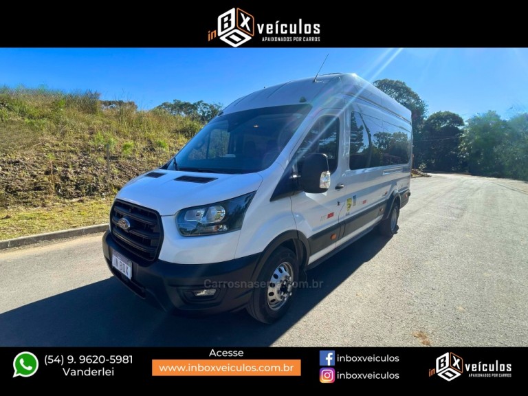 FORD - TRANSIT - 2022/2022 - Branca - R$ 267.900,00
