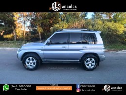 MITSUBISHI - PAJERO TR4 - 2008/2008 - Prata - R$ 46.900,00