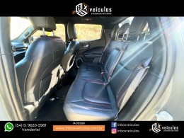 FIAT - TORO - 2023/2023 - Cinza - R$ 159.900,00