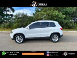 VOLKSWAGEN - TIGUAN - 2011/2012 - Branca - R$ 59.900,00